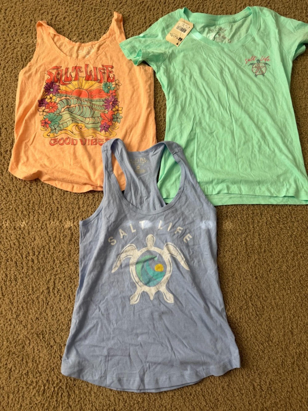 Lot of 3 SALT LIFE Women’s Graphic Tanks and  T-Shirt